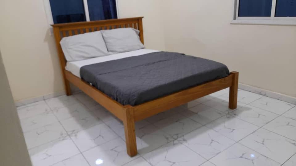 Matano Guest House Brikama Bagian luar foto