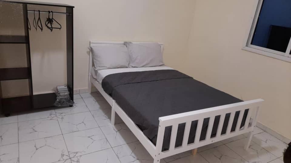Matano Guest House Brikama Bagian luar foto